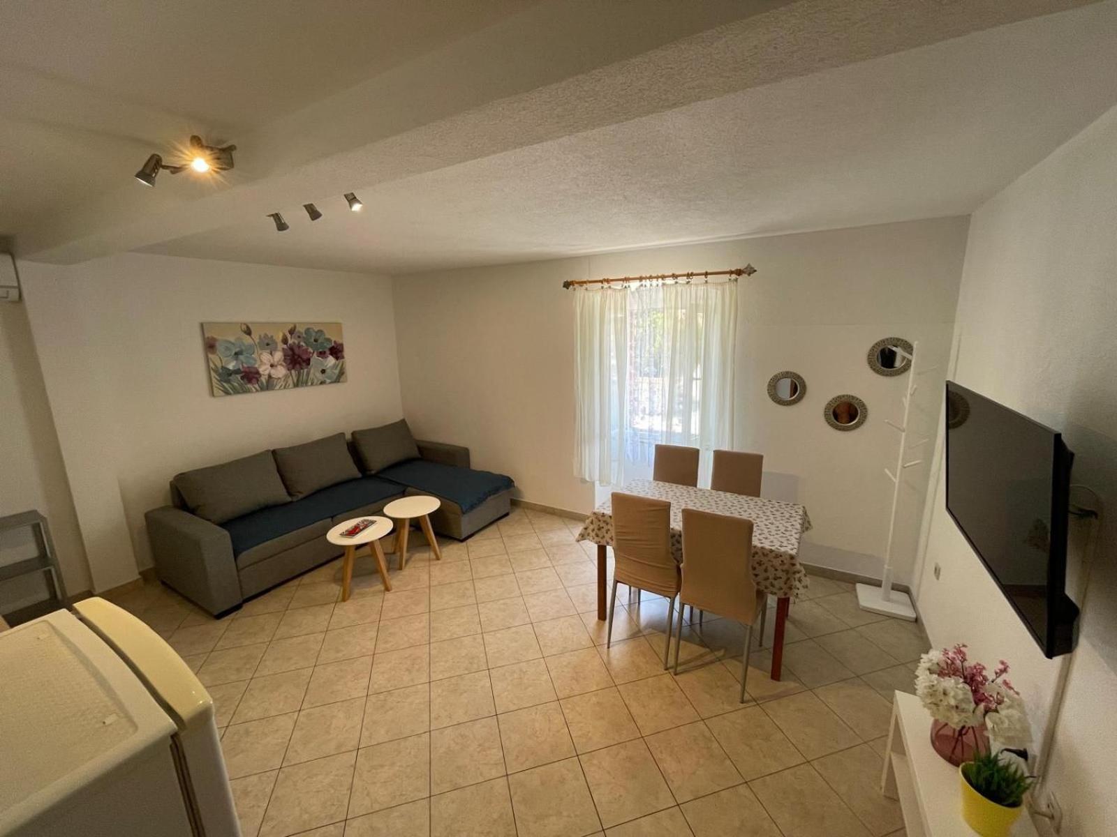 Apartment Room Parcina 特罗吉尔 外观 照片